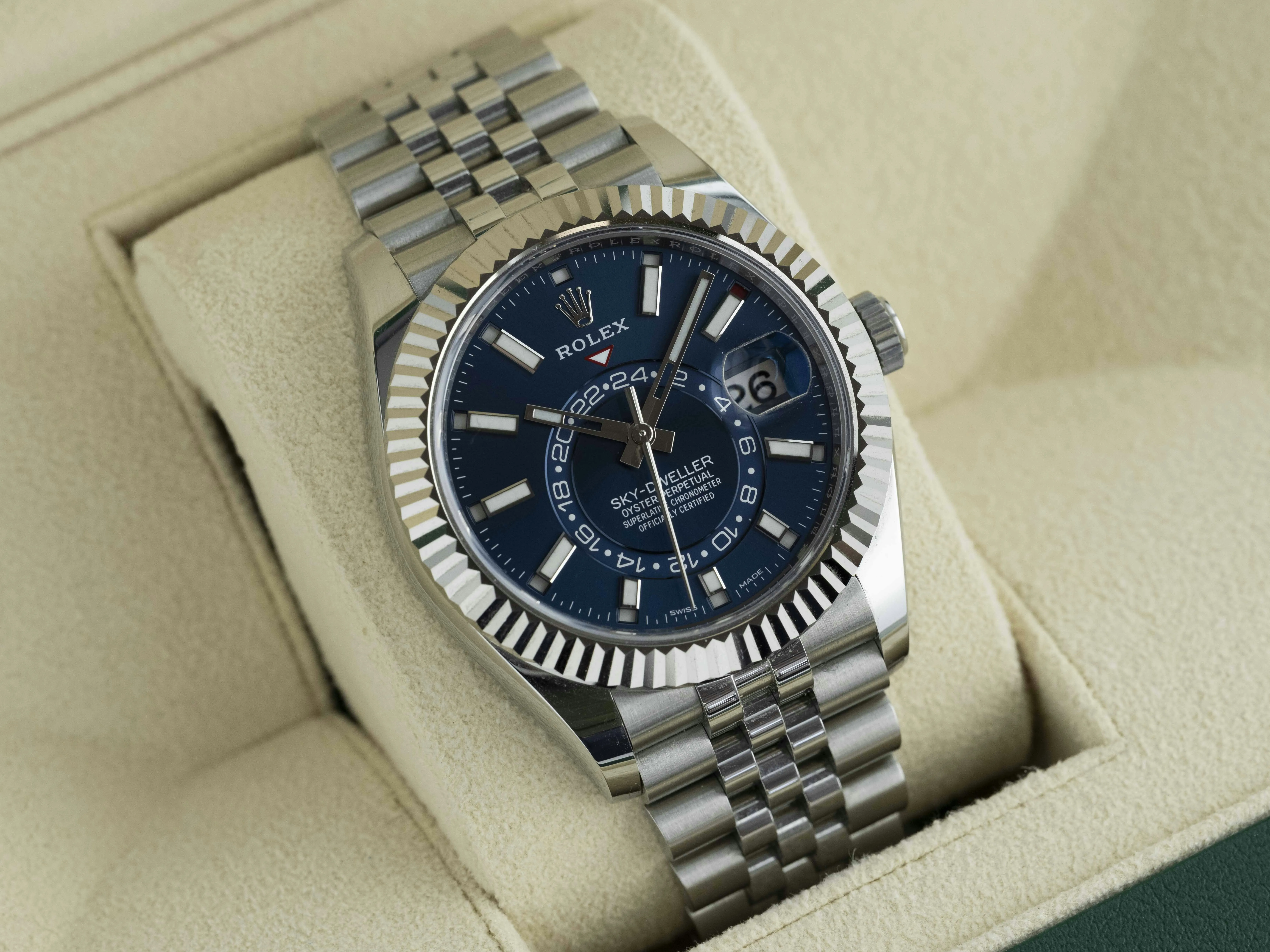 Rolex Sky-Dweller 326934 42mm White gold and Stainless steel Blue 18