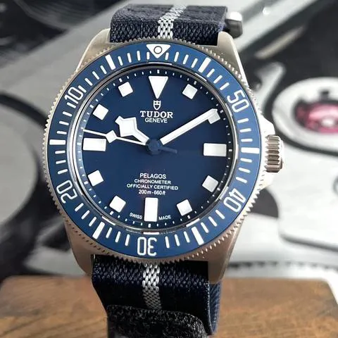 Tudor Pelagos 25707B/24 42mm Titanium Blue 5