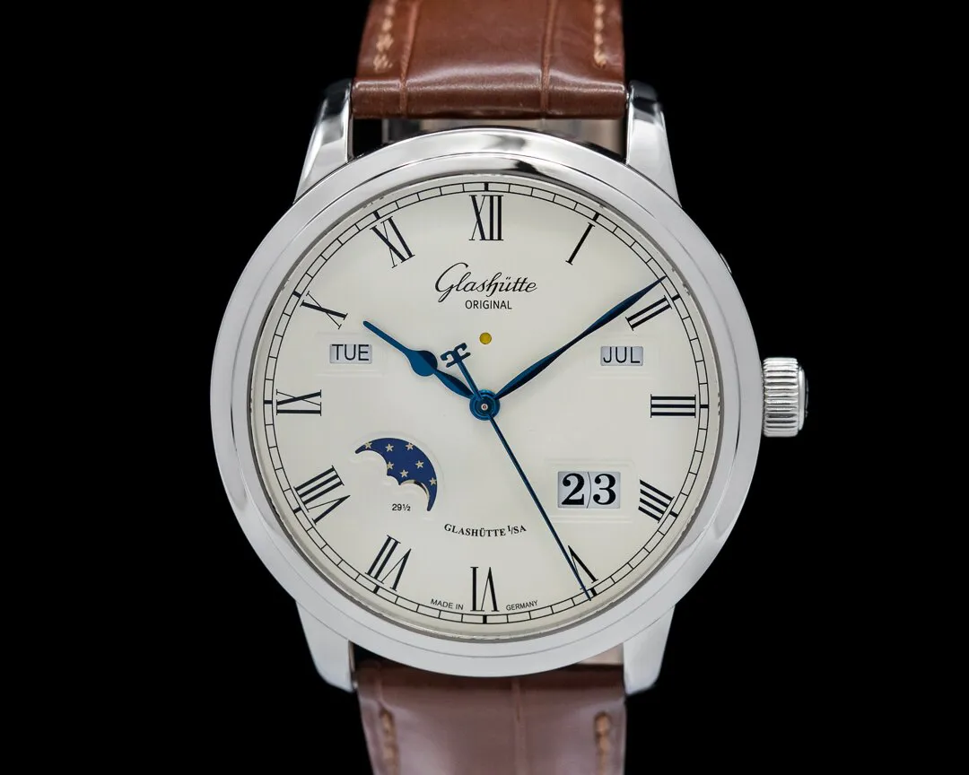 Glashütte Senator Perpetual Calendar 100-02-22-12-05 42mm Stainless steel White