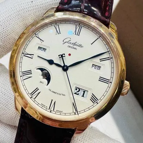 Glashütte Senator Perpetual Calendar 100-02-22-05-50 42mm Rose gold Silver