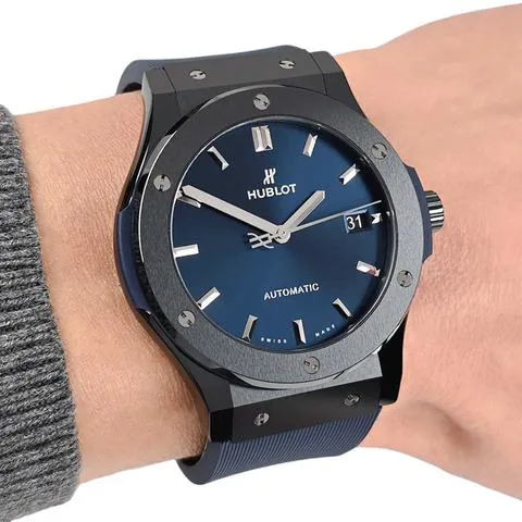 Hublot Classic Fusion 511.CM.7170.RX 45mm Black ceramic Blue