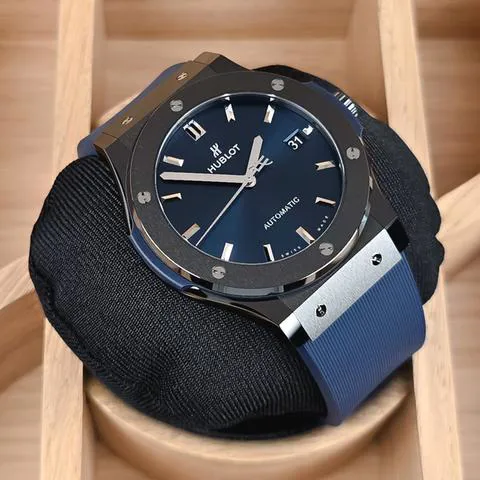 Hublot Classic Fusion 511.CM.7170.RX 45mm Black ceramic Blue 7