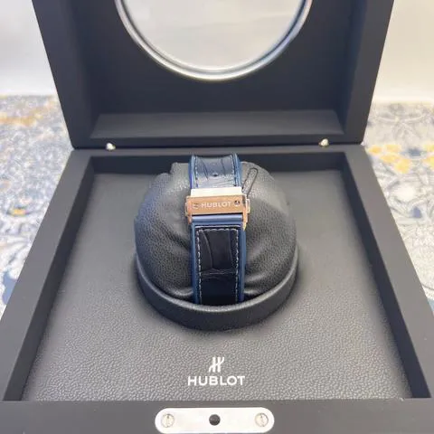 Hublot Classic Fusion Blue 542.NX.7170.LR 42mm Titanium Blue 3