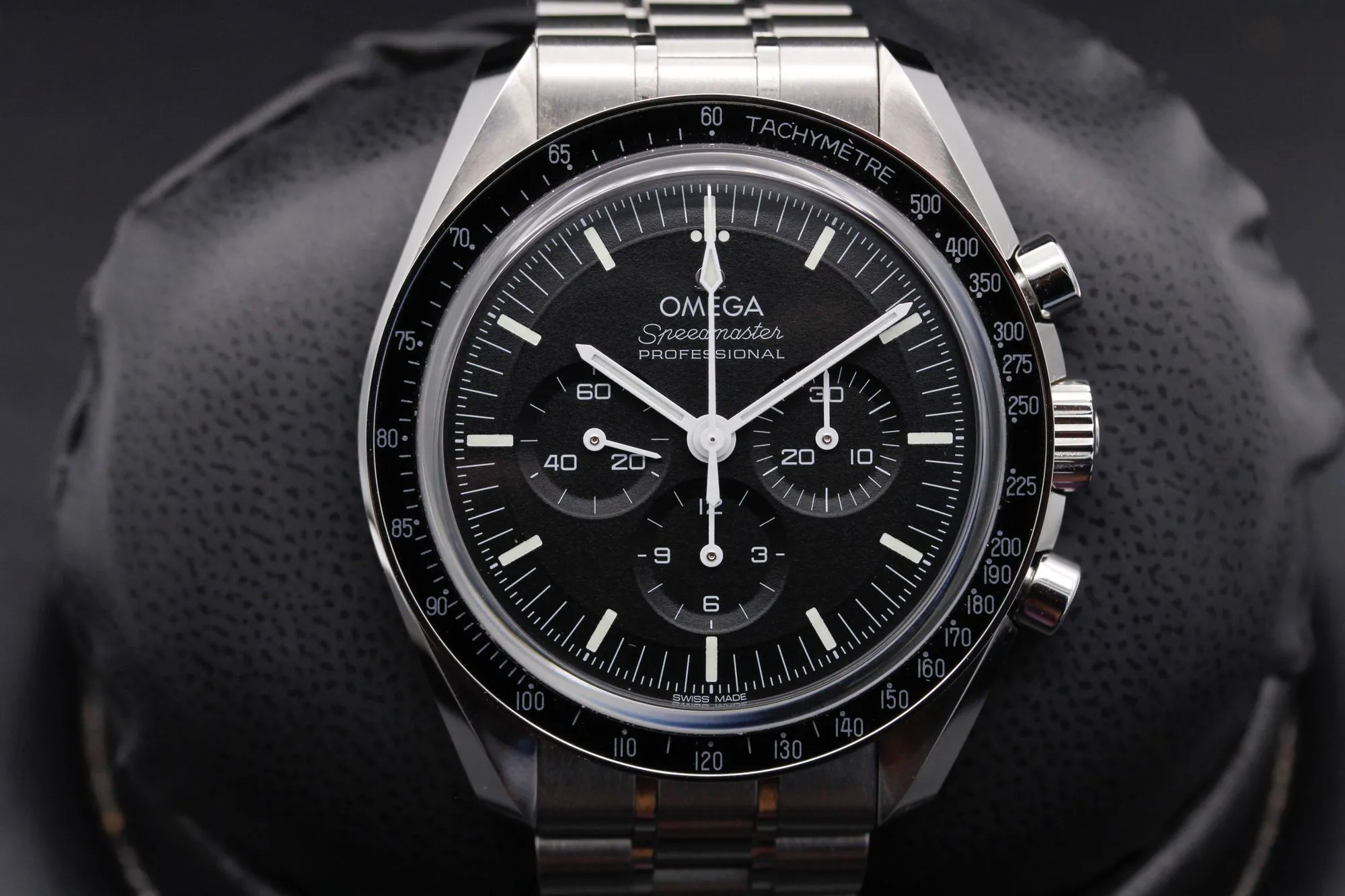 Omega Speedmaster Moonwatch 310.30.42.50.01.002 42mm Stainless steel Black