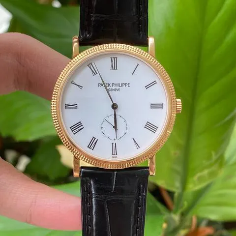 Patek Philippe Calatrava 5119J Yellow gold White