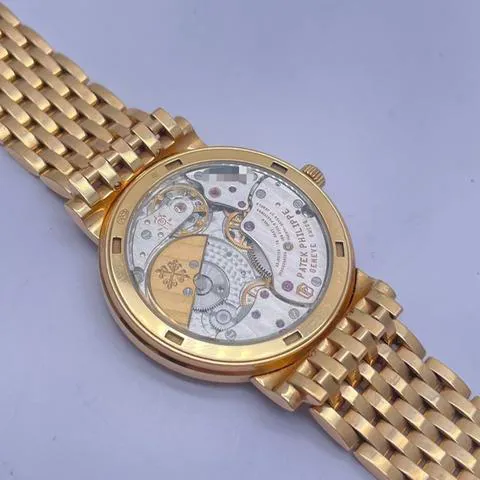 Patek Philippe Calatrava 5120/1J-001 35mm Yellow gold Silver 6