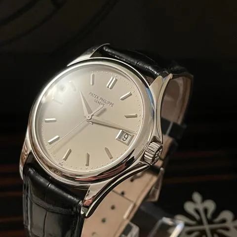 Patek Philippe Calatrava 5127G-001 37mm White gold Silver