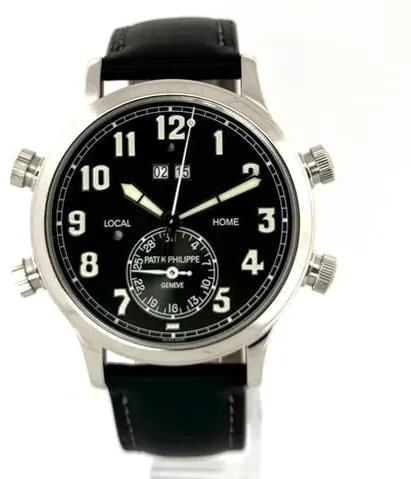 Patek Philippe Calatrava 5520P-001 42mm Platinum Black