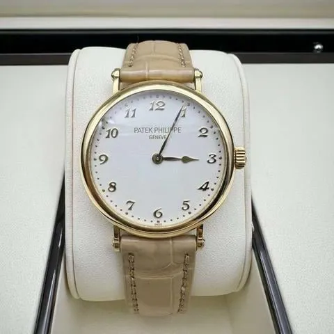 Patek Philippe Calatrava 7200R-001 34.5mm Rose gold White