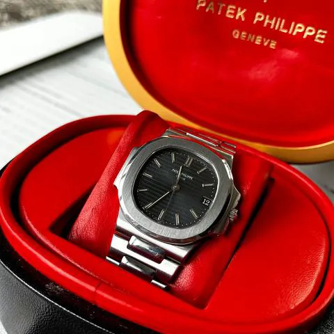 Patek Philippe Nautilus 3800/1 Stainless steel Blue 2