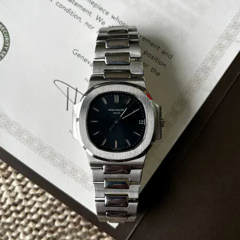 Patek Philippe Nautilus 3800/1 Stainless steel Blue 5