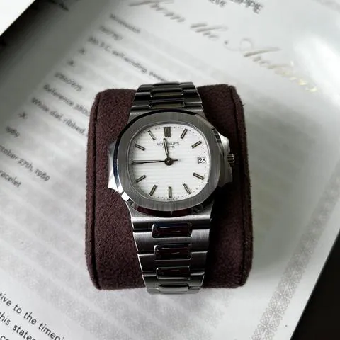 Patek Philippe Nautilus 3800/1A 37mm Stainless steel White 6