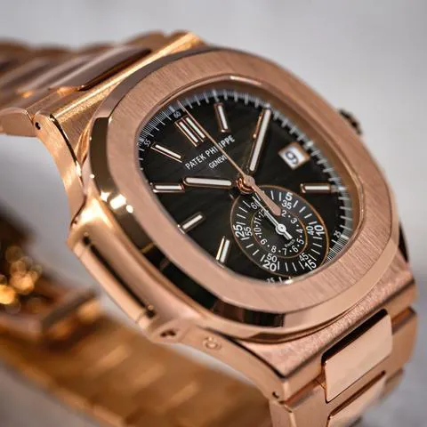 Patek Philippe Nautilus 5980/1R-001 40.5mm Rose gold Black 10