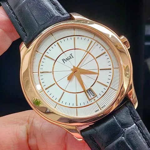 Piaget Gouverneur G0A37110 43mm Rose gold Silver