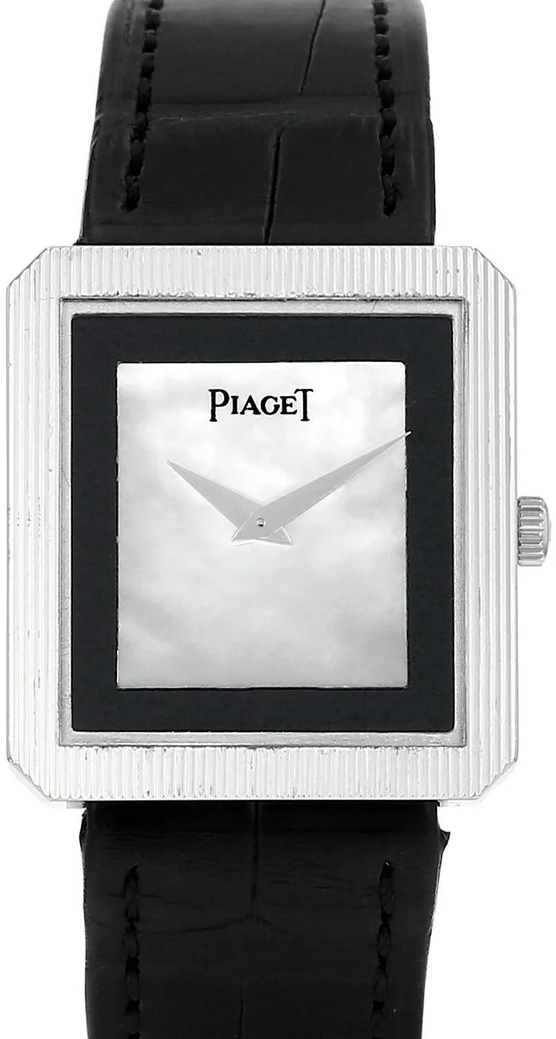 Piaget Protocole 8154 25mm White gold Black and Mother-of-pearl