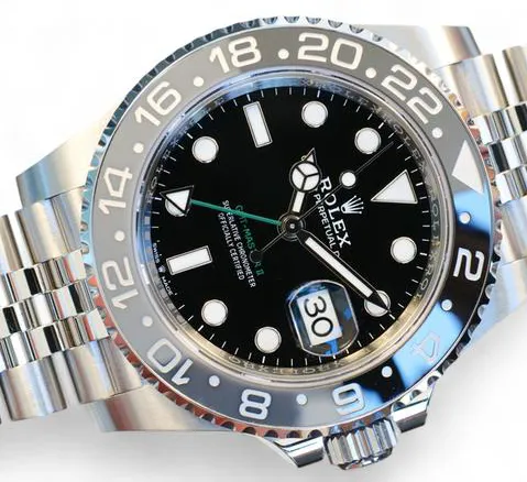 Rolex GMT-Master II 126710GRNR 40mm Stainless steel Black 2