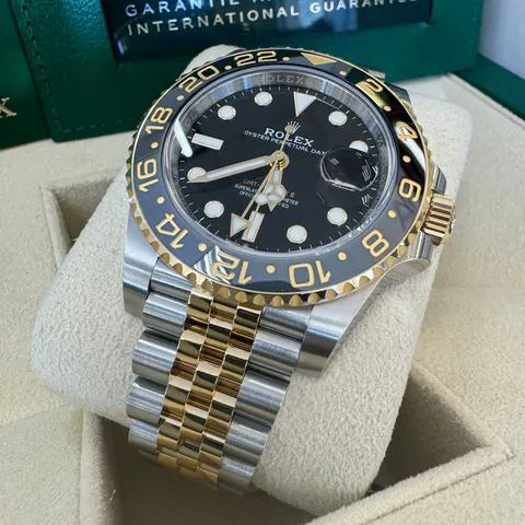 Rolex GMT-Master II 126713GRNR 40mm Yellow gold and Stainless steel Black 8