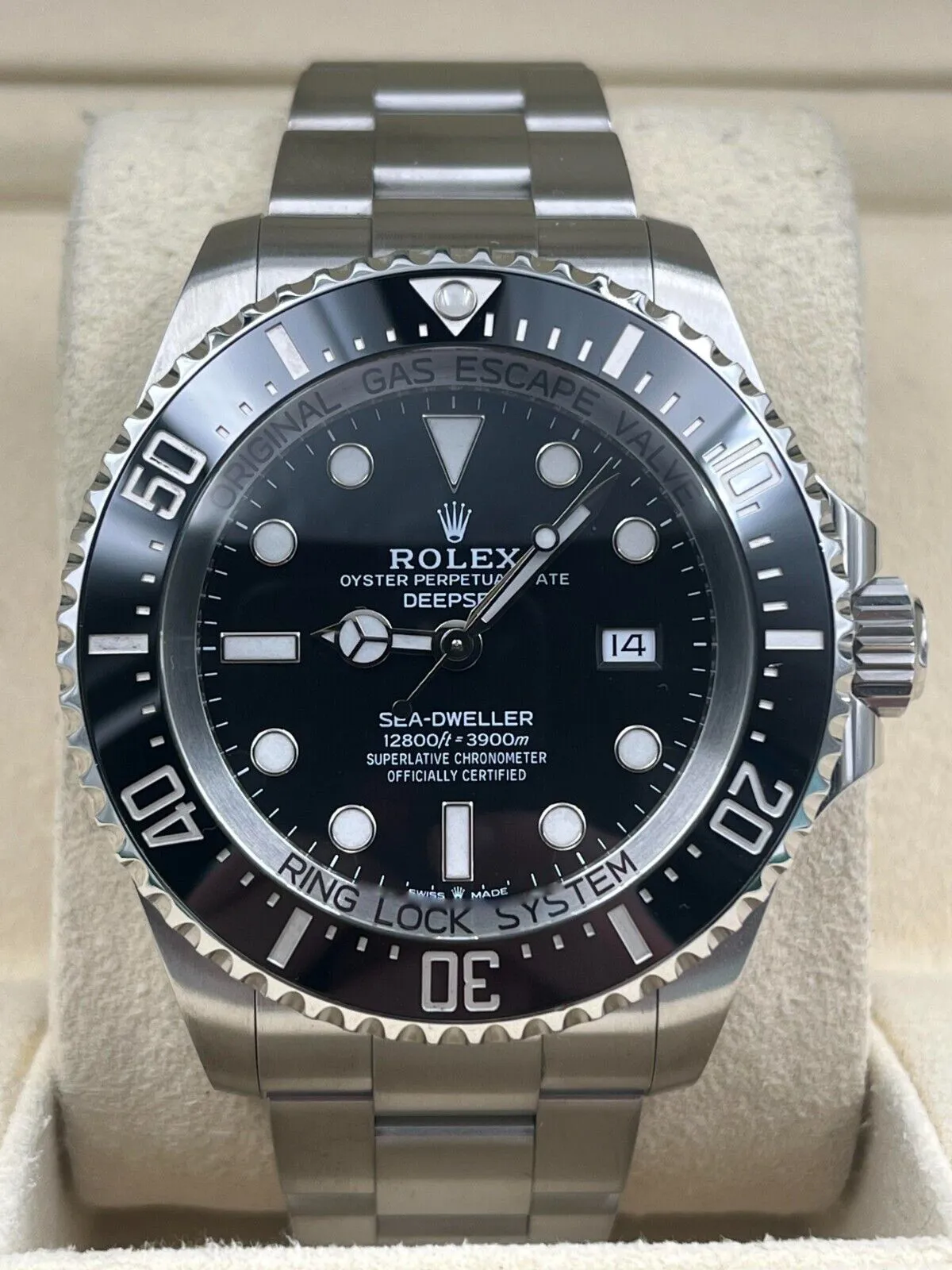 Rolex Sea-Dweller Deepsea 126660 44mm Stainless steel Black