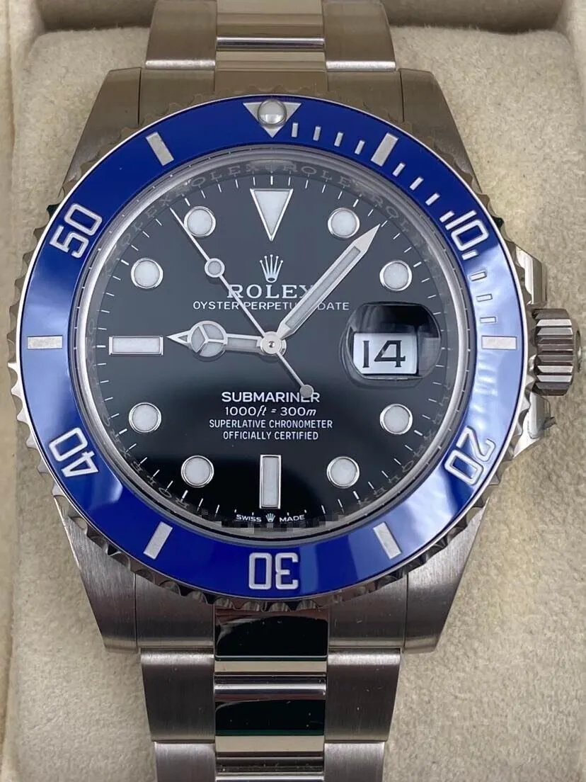 Rolex Submariner 126619LB 41mm White gold Black 5