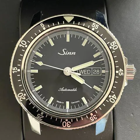 Sinn 104 104.010 41mm Stainless steel Black