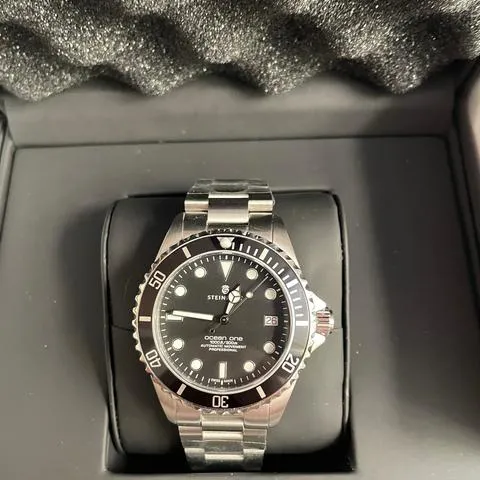 Steinhart 39mm Stainless steel Black