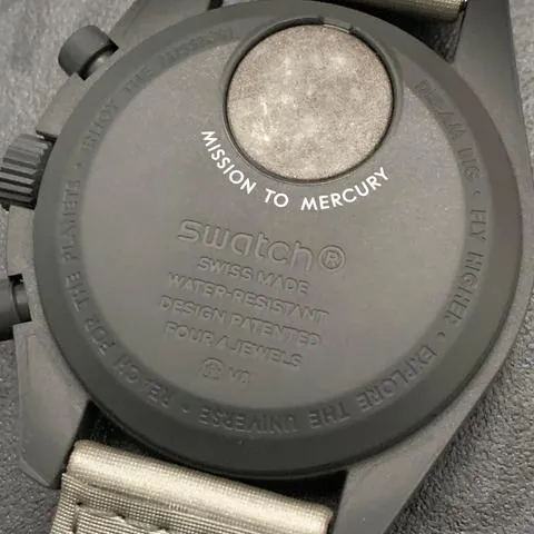 Swatch Moonswatch SO33A100 42mm Ceramic Gray 1