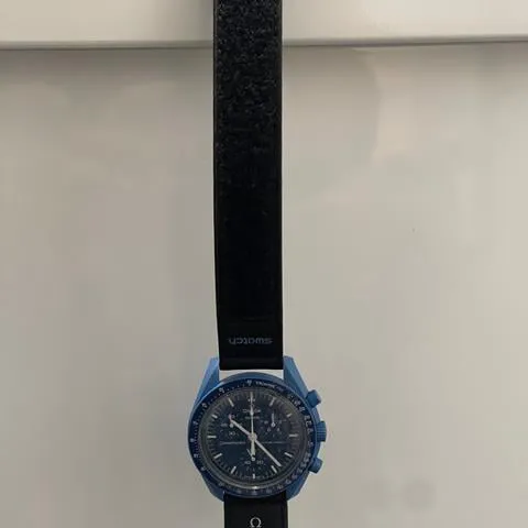 Swatch Moonswatch SO33N100 42mm Ceramic Blue 6