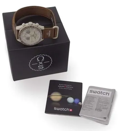 Swatch Moonswatch S033T100 42mm Ceramic Beige 5