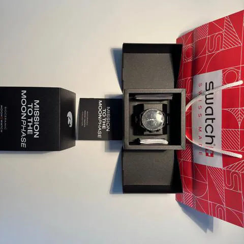 Swatch Moonswatch SO33B700 42mm Ceramic Black