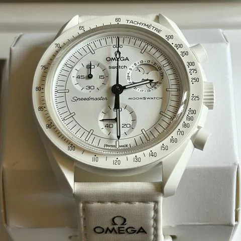 Swatch Moonswatch SO33W700 42mm Ceramic White 15