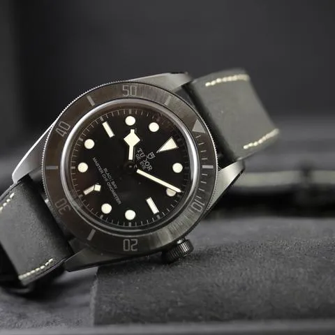 Tudor Black Bay 79210CNU 41mm Ceramic Black 3