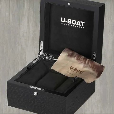 U-Boat Capsule 8807 50mm Stainless steel Black 4