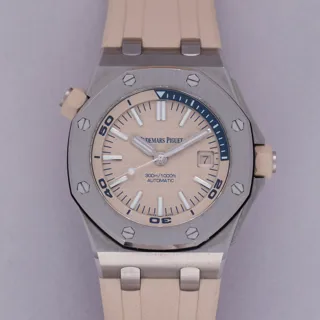 Audemars Piguet Royal Oak Offshore Diver 15710ST.OO.A085CA.01 Stainless steel Beige