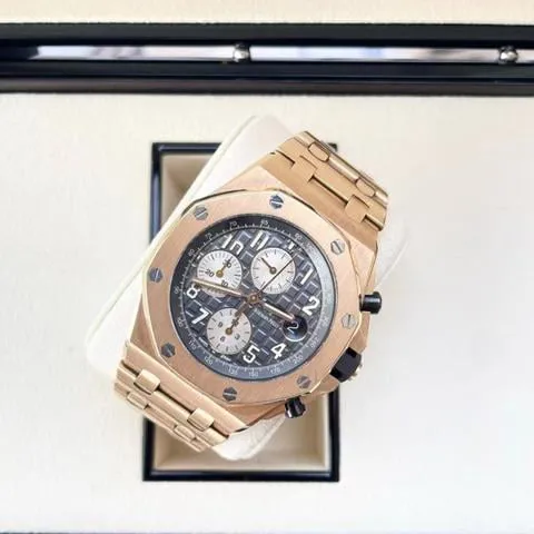 Audemars Piguet Royal Oak Offshore 26470OR.OO.1000OR.02 42mm Rose gold Gray 2