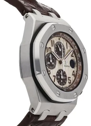 Audemars Piguet Royal Oak Offshore 26470ST.OO.A801CR.01 42mm Stainless steel Beige 2