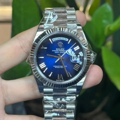 Rolex Day-Date 40 228239 40mm White gold Blue