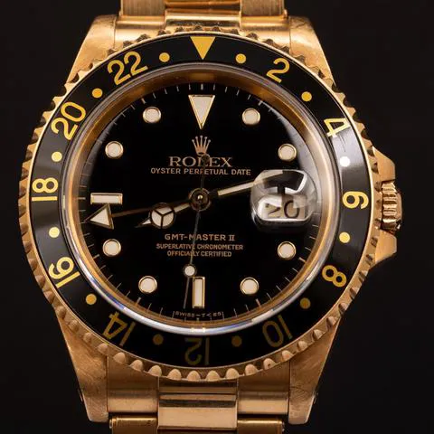 Rolex GMT-Master II 16718 40mm Yellow gold Black