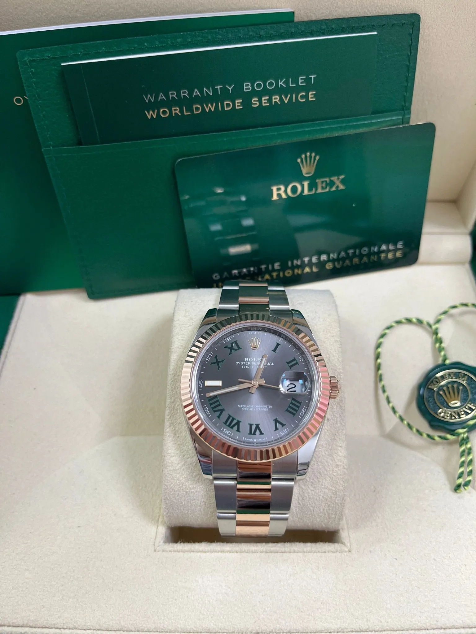 Rolex Datejust 41 126331 41mm Rose gold and Stainless steel Gray 5