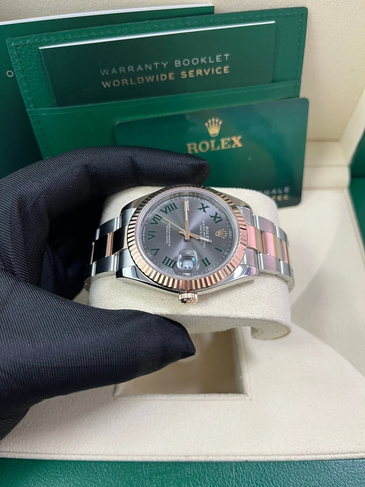 Rolex Datejust 41 126331 41mm Rose gold and Stainless steel Gray 10