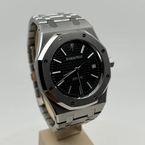 Audemars Piguet Royal Oak 15300ST.OO.1220ST.03 39mm Stainless steel Black