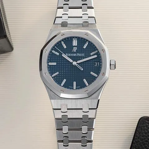 Audemars Piguet Royal Oak 15500ST.OO.1220ST.01 41mm Stainless steel Blue 1