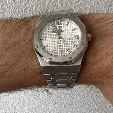 Audemars Piguet Royal Oak 15500ST.OO.1220ST.04 41mm Stainless steel Silver 1