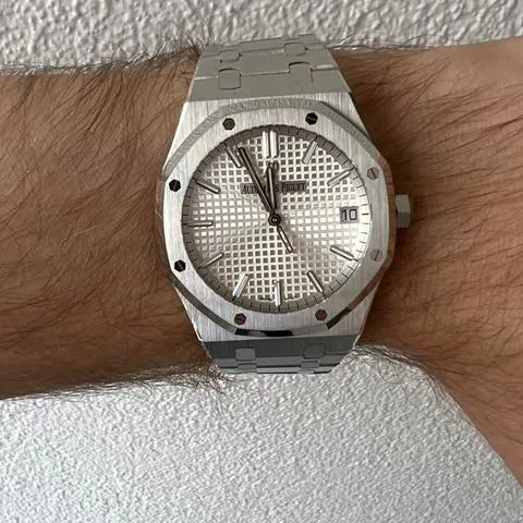 Audemars Piguet Royal Oak 15500ST.OO.1220ST.04 41mm Stainless steel Silver 2