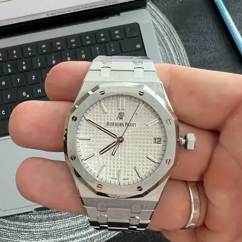 Audemars Piguet Royal Oak 15500ST.OO.1220ST.04 41mm Stainless steel Silver 11