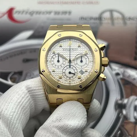 Audemars Piguet Royal Oak 25960BA 39mm Yellow gold White