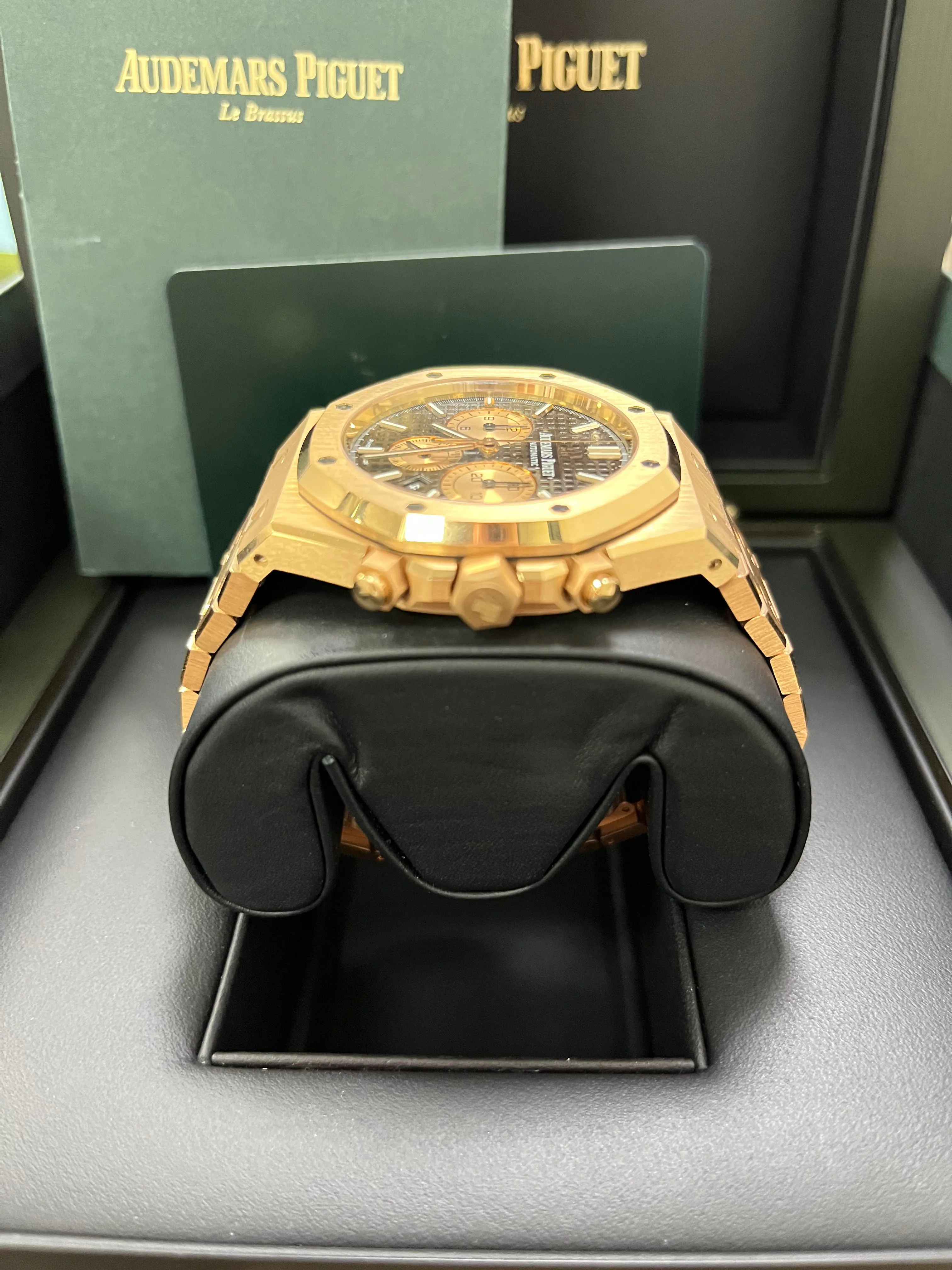 Audemars Piguet Royal Oak 26331OR.OO.D821CR.01 41mm Rose gold Brown 3