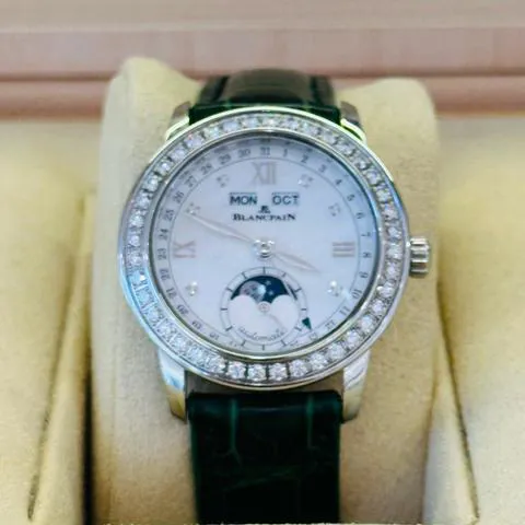 Blancpain Léman Moonphase 2360-4691A-55A 33.5mm Stainless steel White Mother of Pearl