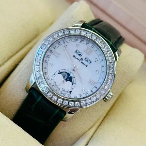 Blancpain Léman Moonphase 2360-4691A-55A 33.5mm Stainless steel White Mother of Pearl 3