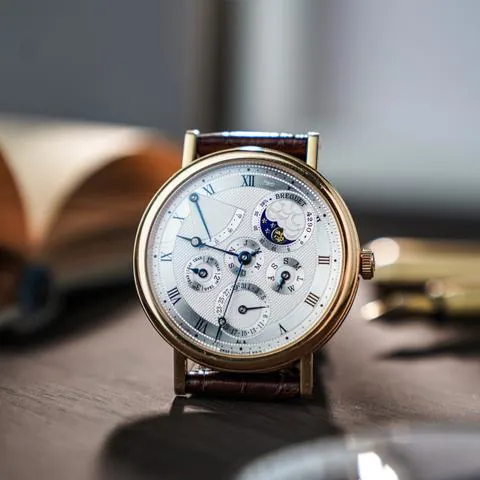 Breguet Classique 5327BR/1E/9V6 39mm Rose gold Silver