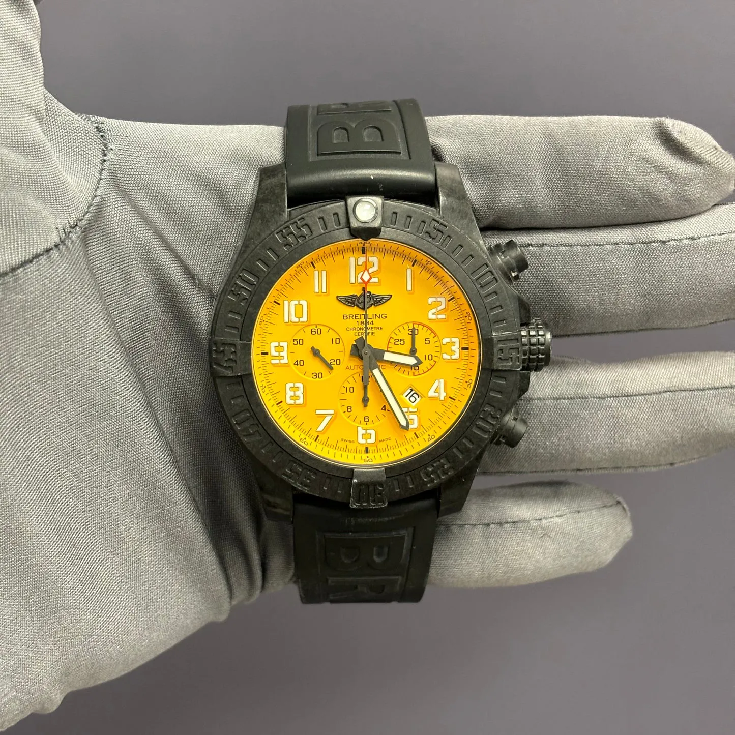 Breitling Avenger XB0170 50mm Carbon fiber Yellow 1